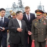 Durant sa visite diplomatique en Russie, le dirigeant nord-coréen Kim Jong Un a également rencontré le ministre russe de la défense Sergei Shoigu à Vladivostok.
